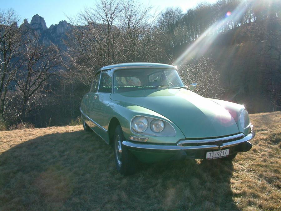  Citroen DS 1954 года  (фото 10 из 13)